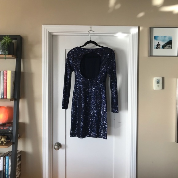 🚨NWT Lauren Ralph Lauren Sequin Bodycon Dress🚨 - Picture 3 of 8